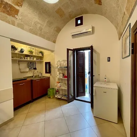 Dimora San Vito Apartment *